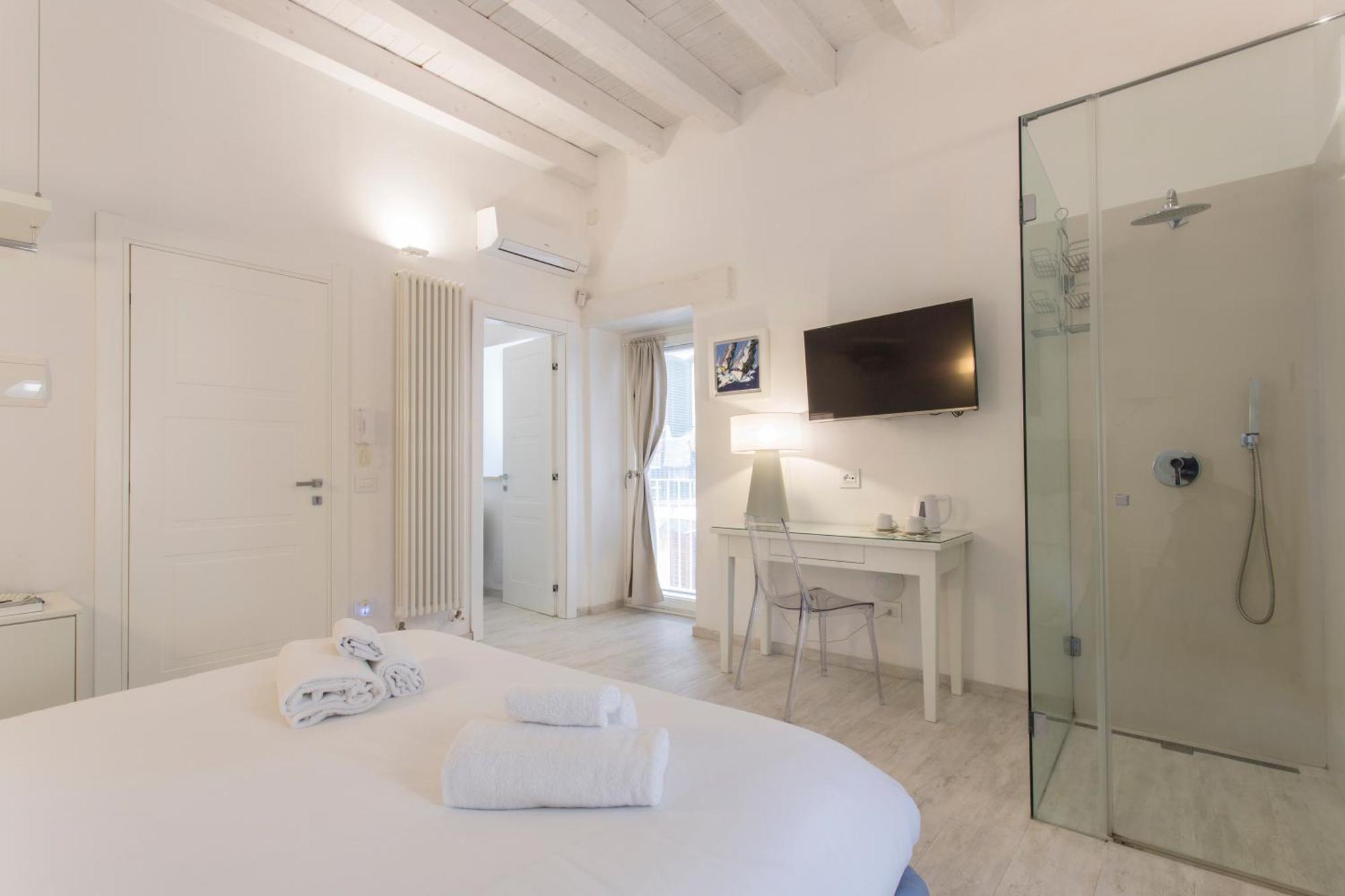 Affittacamere Ortygia Inn Rooms Con Terrazza Sul Mare E Jacuzzi Syracuse Extérieur photo